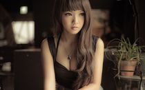 Aria Alexander, Photo